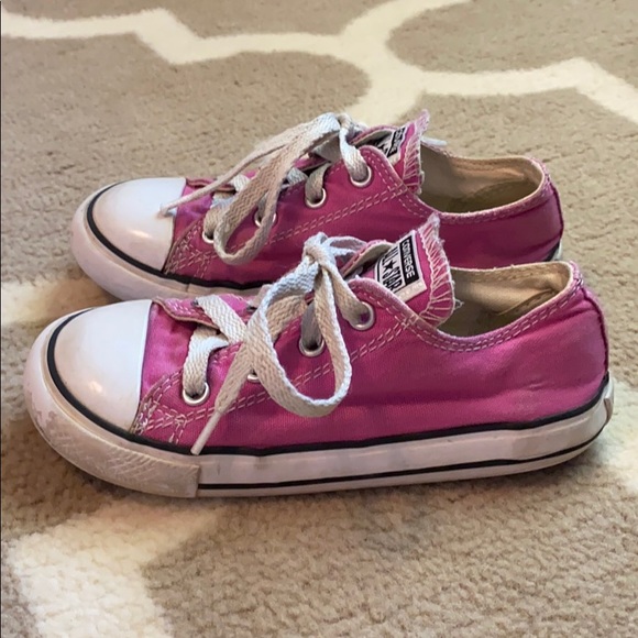 hot pink converse